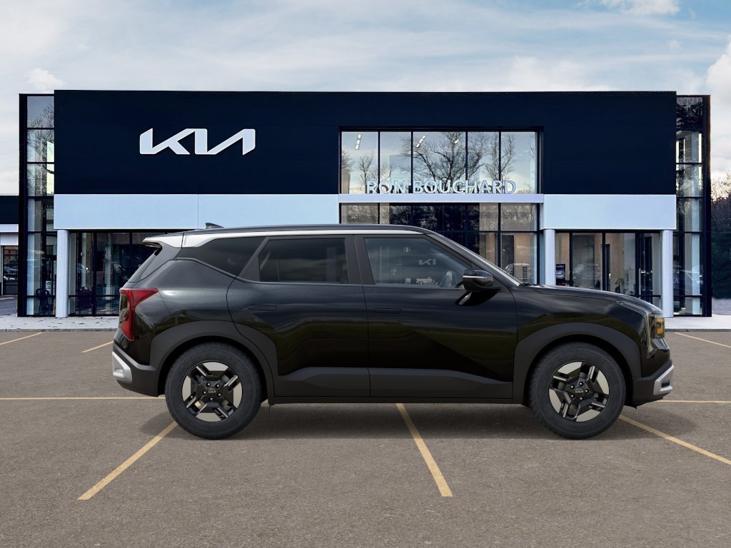 New 2027 Aurora Black Pearl Kia LX image 7