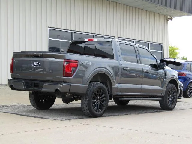 New 2026 Carbonized Gray Metallic Ford XLT image 37