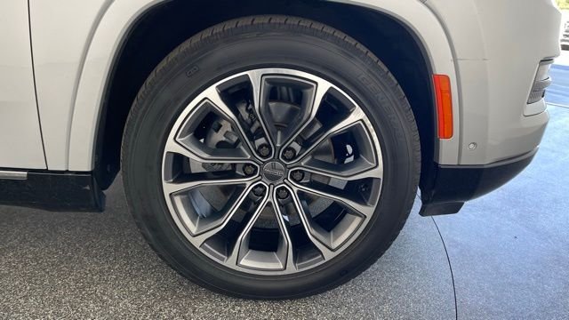 2023 Jeep Grand Wagoneer Series III - Photo 52