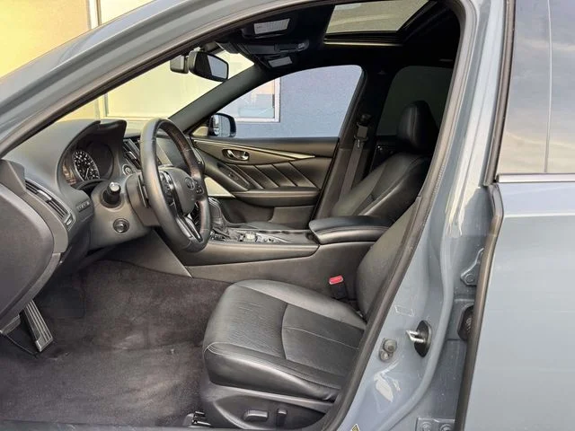Used 2023 Gray INFINITI Red Sport 400 image 21