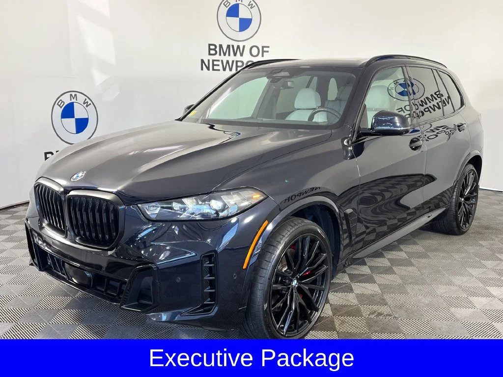 Used 2025 Carbon Black Metallic BMW xDrive40i image 3