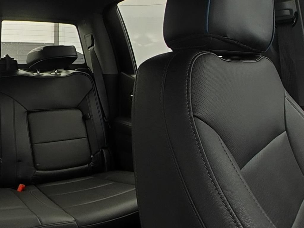 2023 Chevrolet Silverado 1500 LTZ - Photo 11