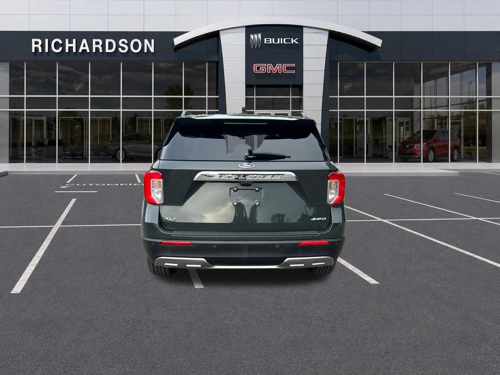 Used 2022 Green Ford XLT image 4