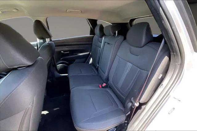 Used 2025 Silver Hyundai SEL image 23