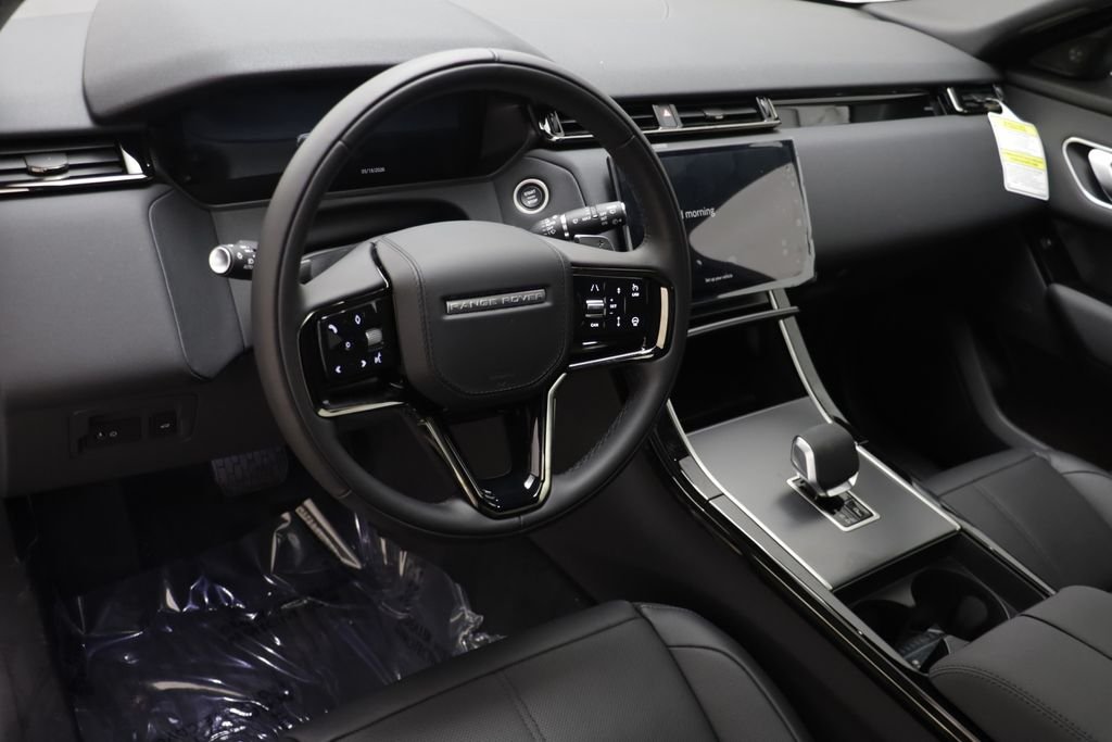 New 2026 Fuji White LAND ROVER S image 7
