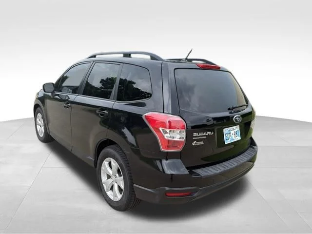 Used 2015 Black Subaru 2.5i Premium image 6