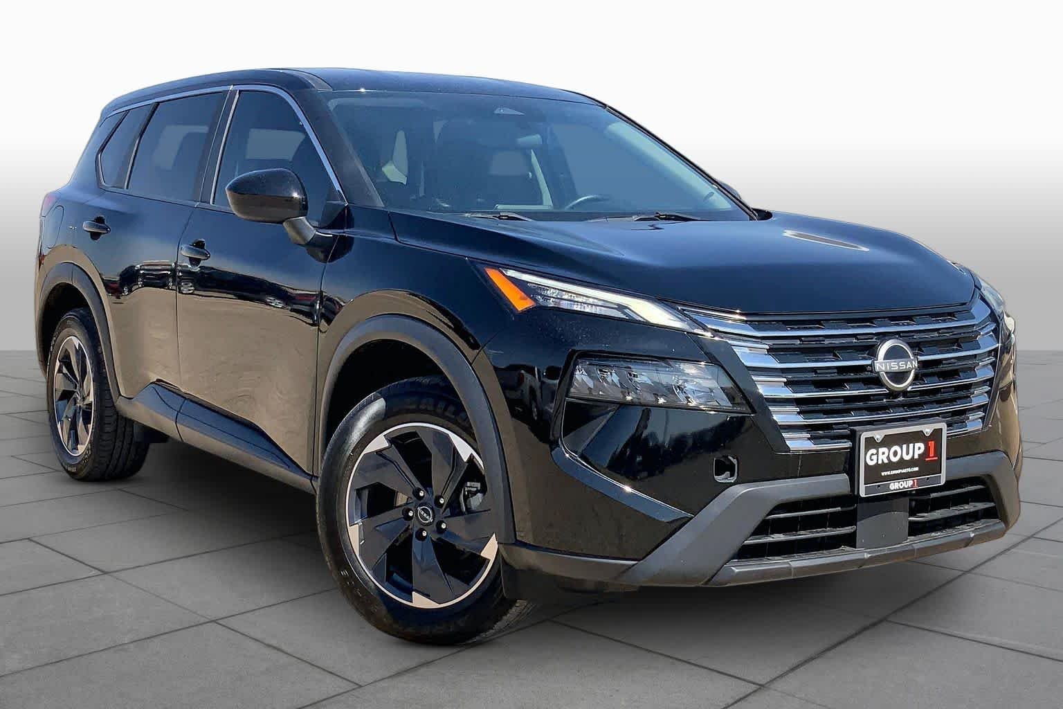 Used 2024 Super Black Nissan SV image 3
