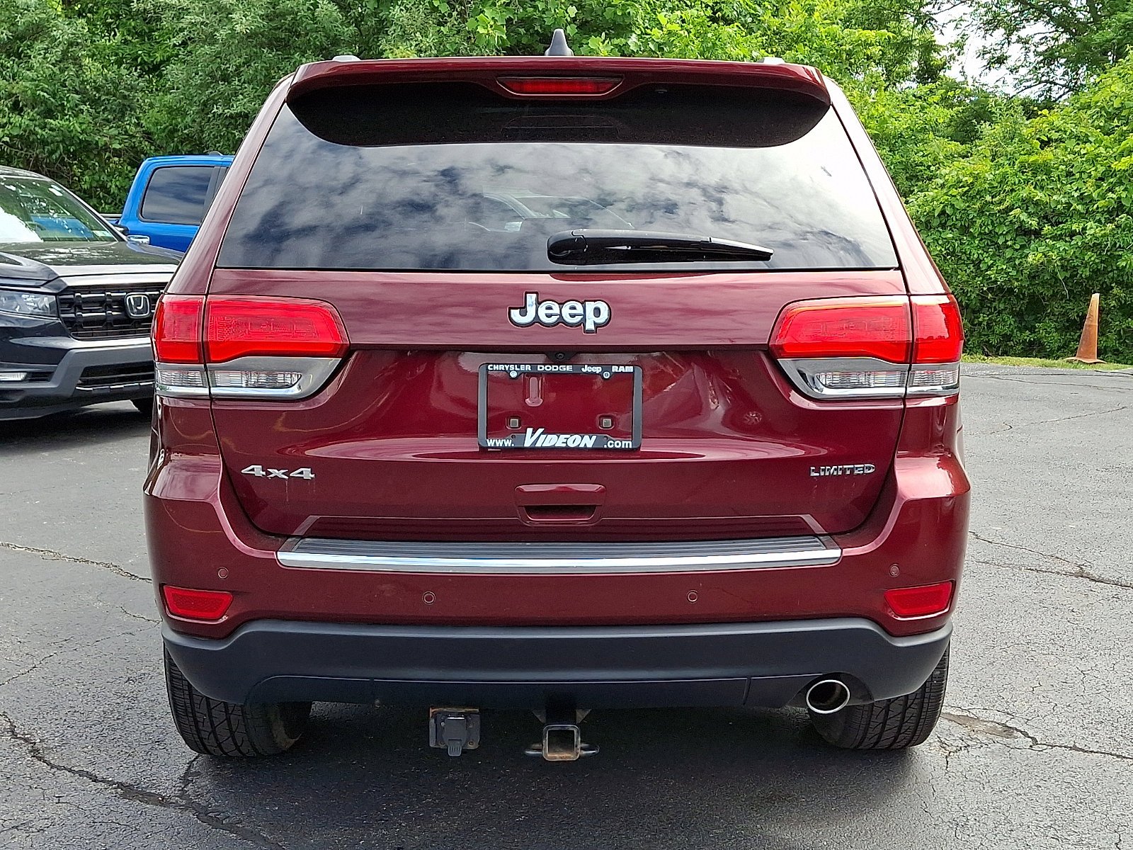 Certified Used 2017 Velvet Red Pearlcoat Jeep Limited image 5