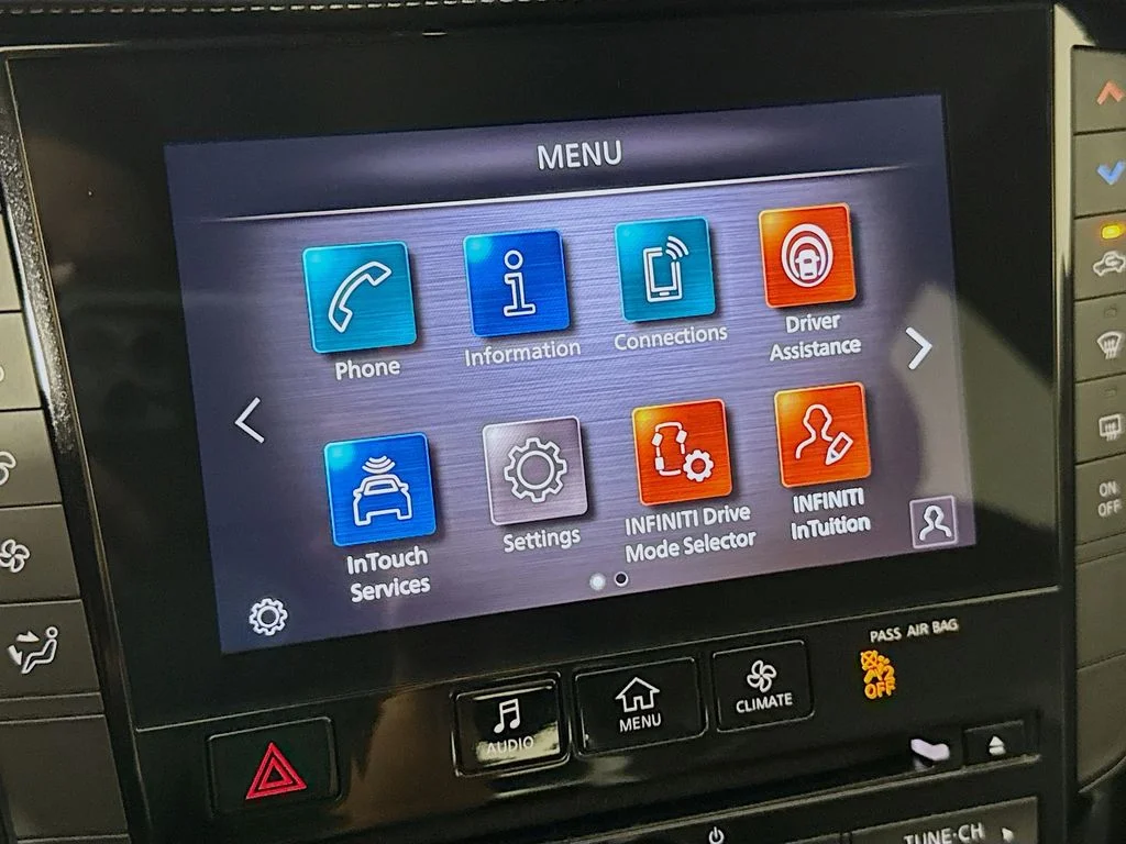 Certified Used 2024 Lunar INFINITI PURE image 18
