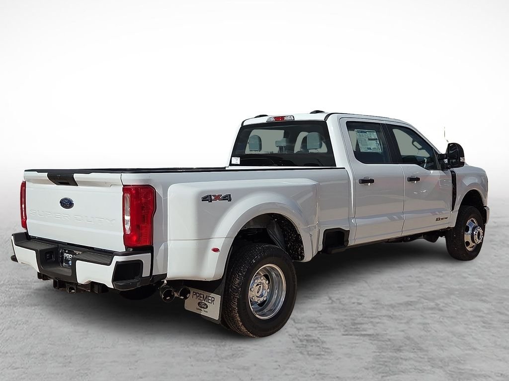 New 2026 Oxford White Ford F-350® XL image 11