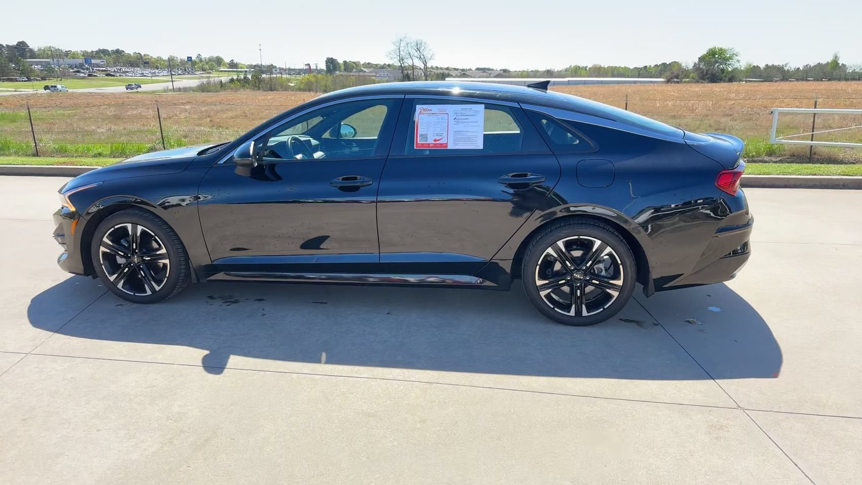 Used 2022 Ebony Black Kia GT-Line image 6