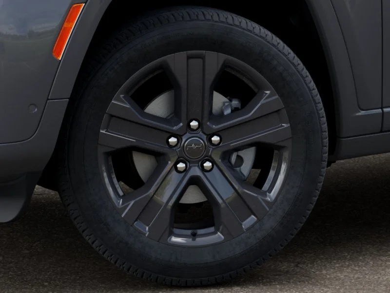 New 2027 Sting-Gray Clear-Coat Paint Jeep Limited Reserve image 44