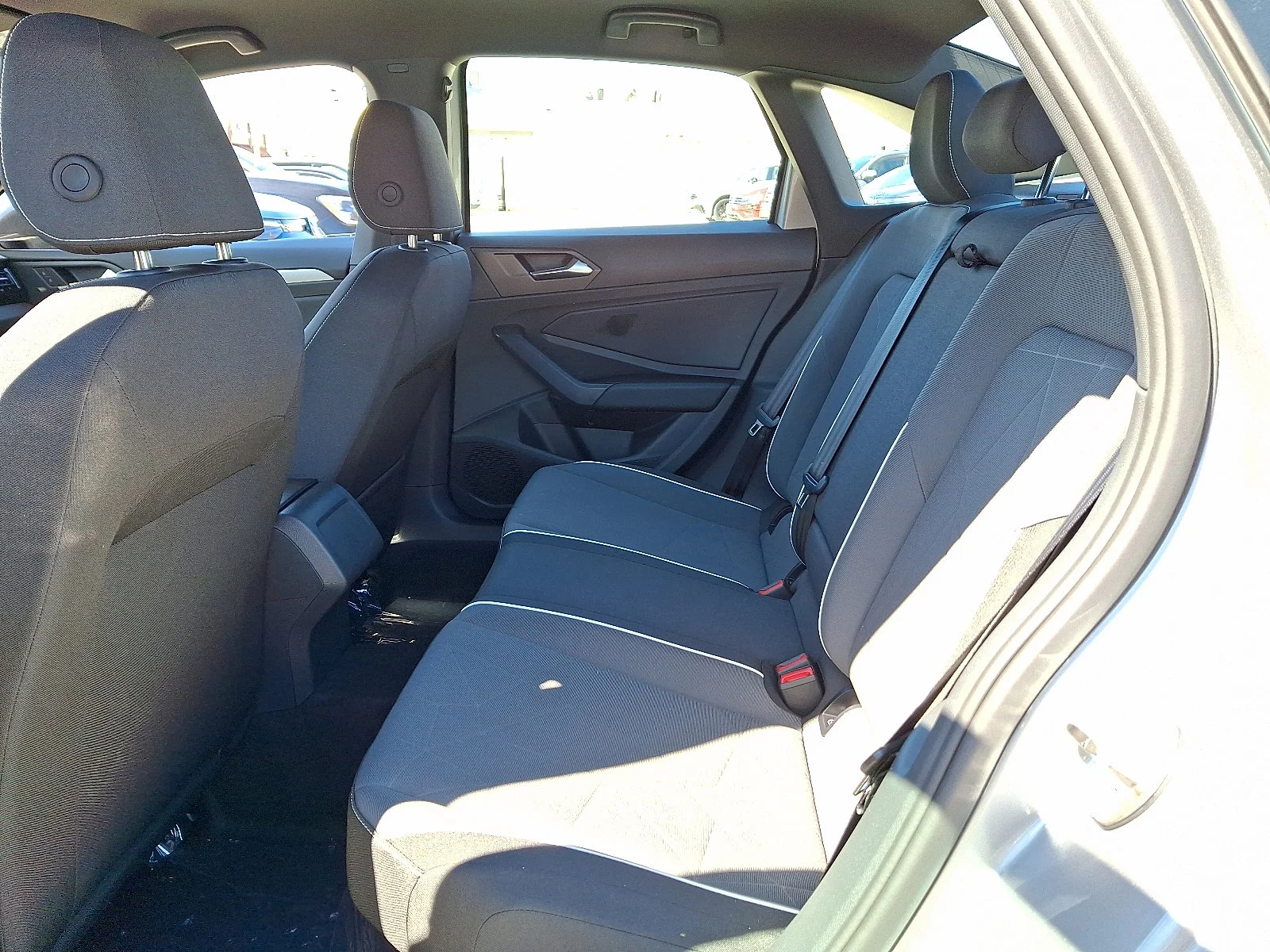2026 Volkswagen Jetta Sport - Photo 8