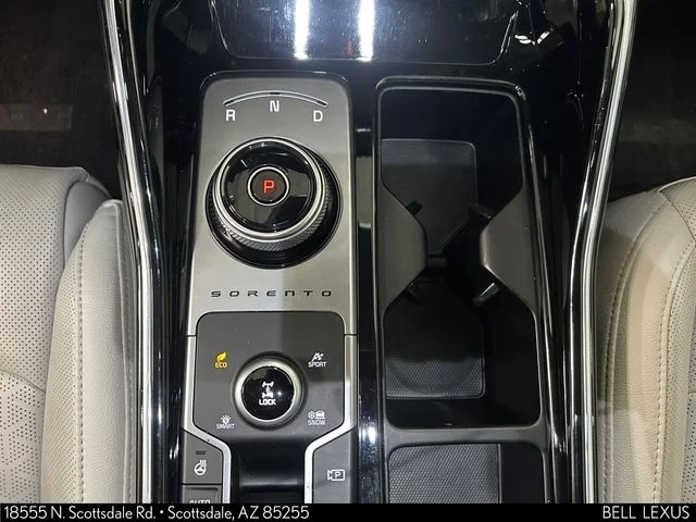 Used 2023 White Kia SX Prestige image 27
