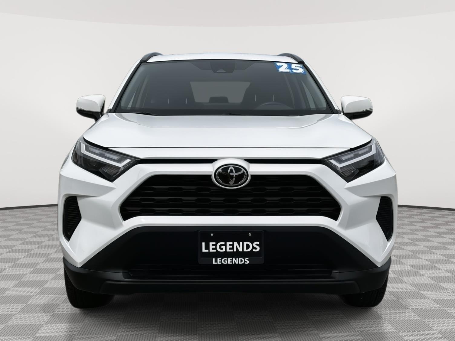 Used 2025 Toyota RAV4 XLE with VIN 4T3RWRFVXSU175285 for sale in Kansas City