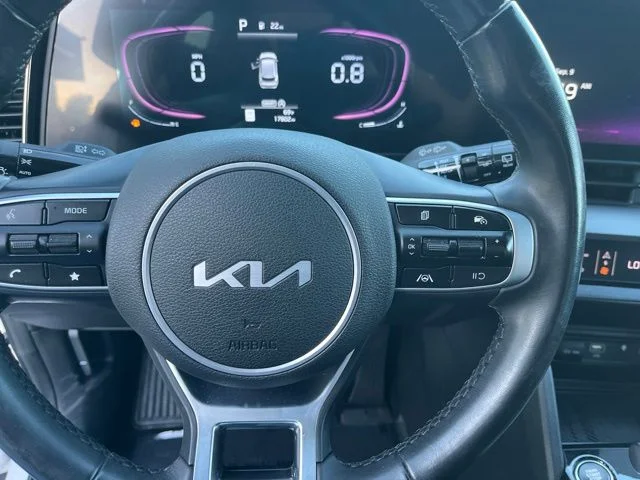 Used 2025 White Kia EX image 19