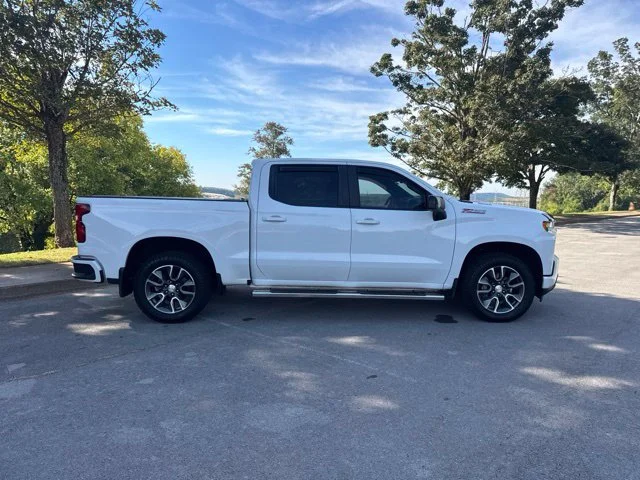 Used 2021 White Chevrolet RST image 8