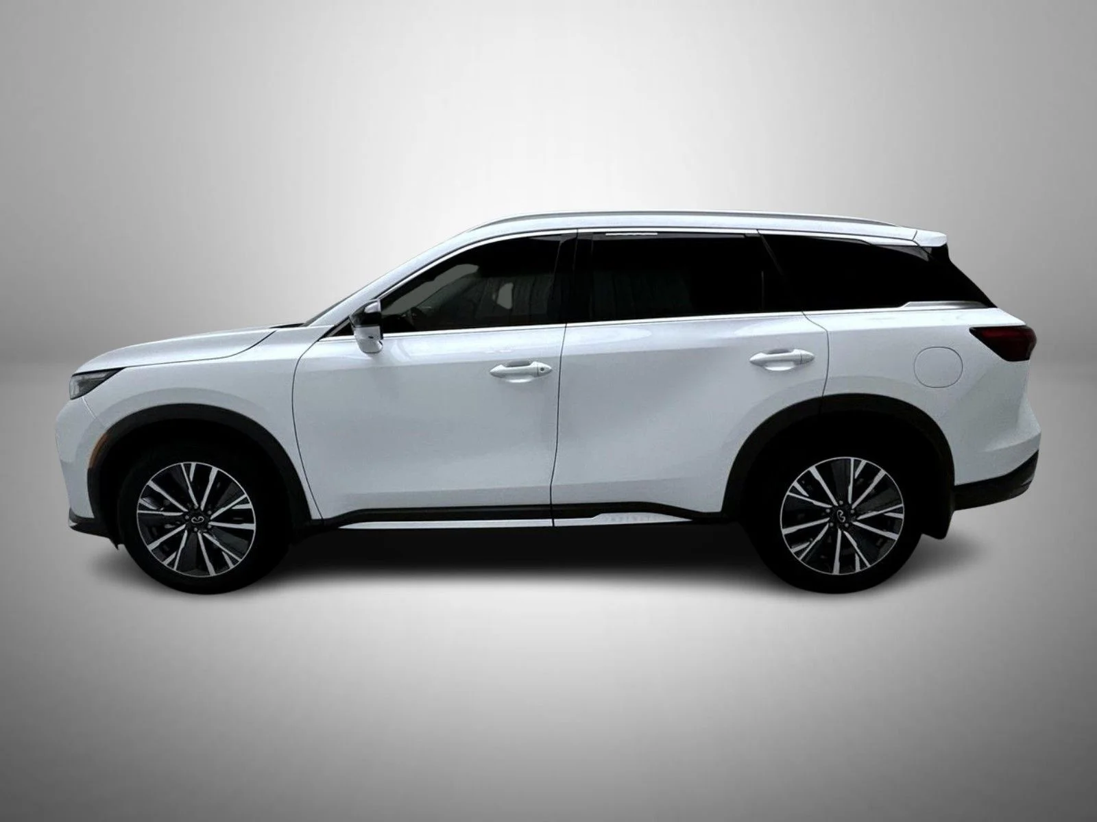 Used 2026 White INFINITI LUXE image 8