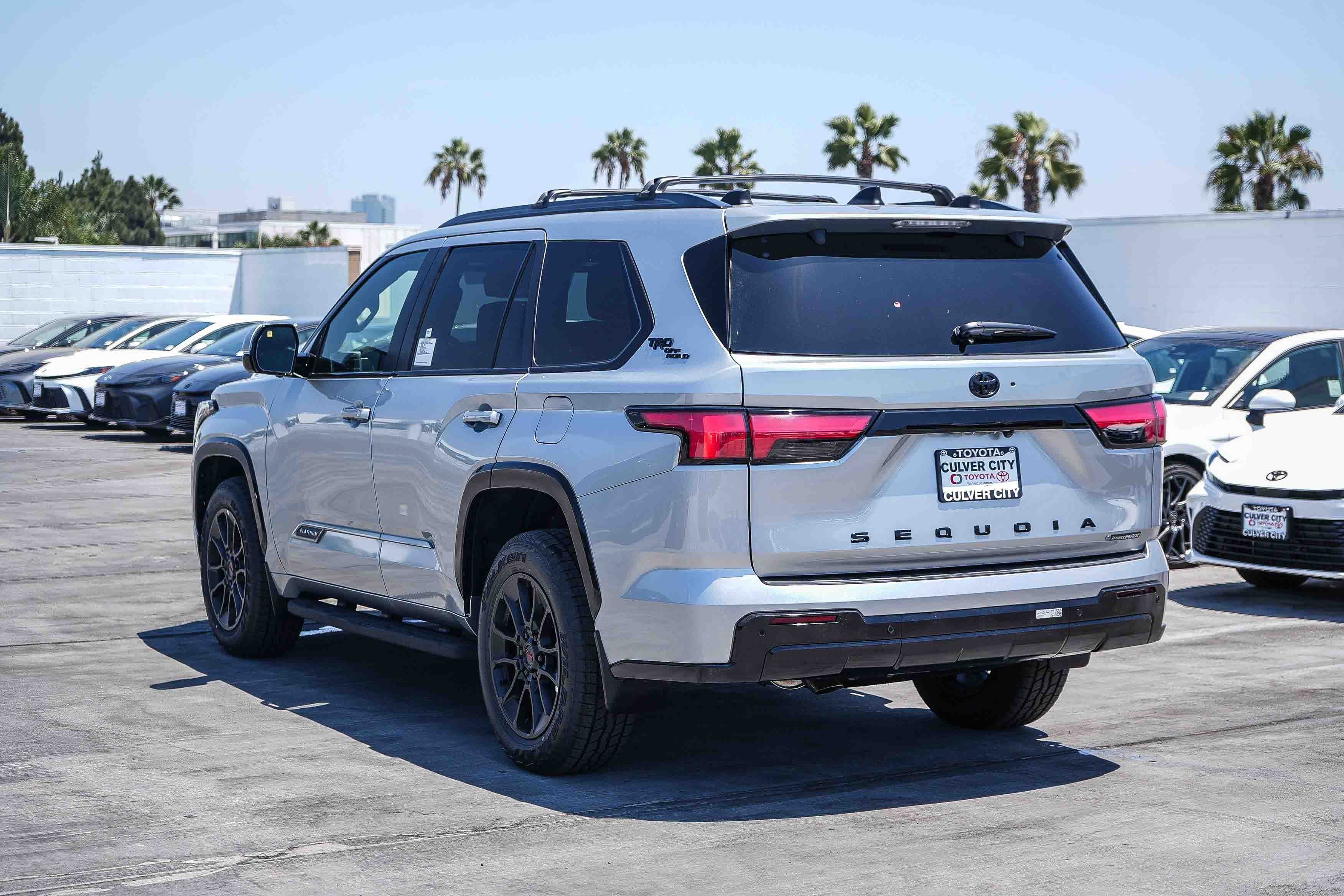 New 2026 Celestial Silver Metallic Toyota  Platinum image 8