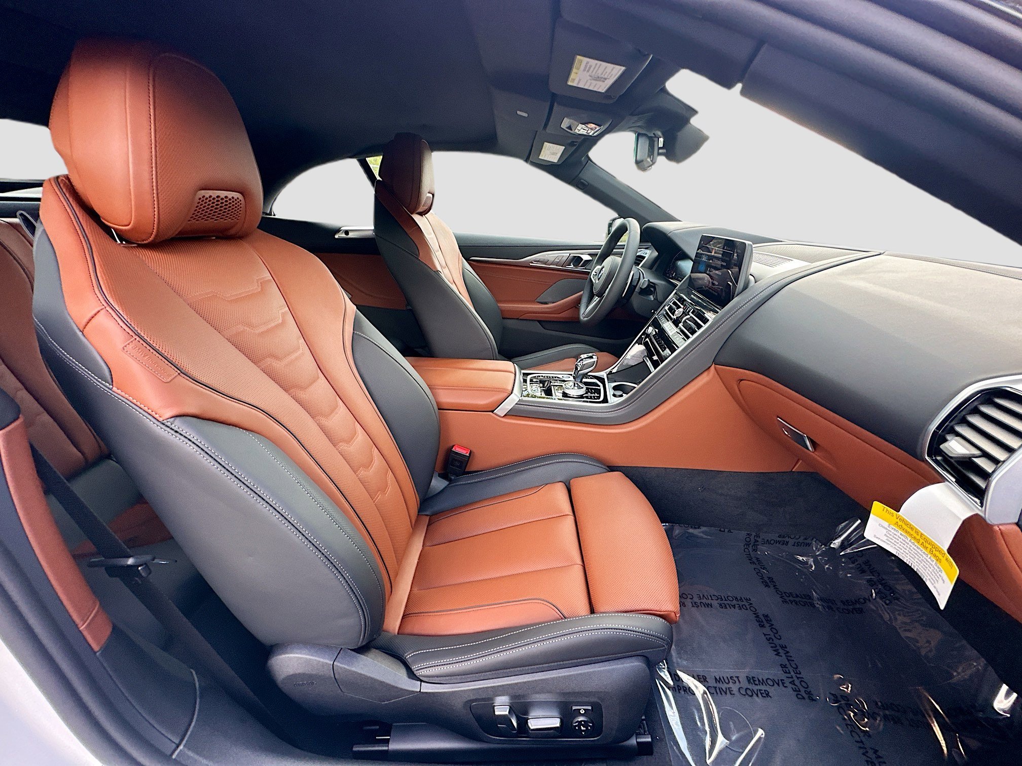 2026 BMW 8 Series 840i - Photo 21