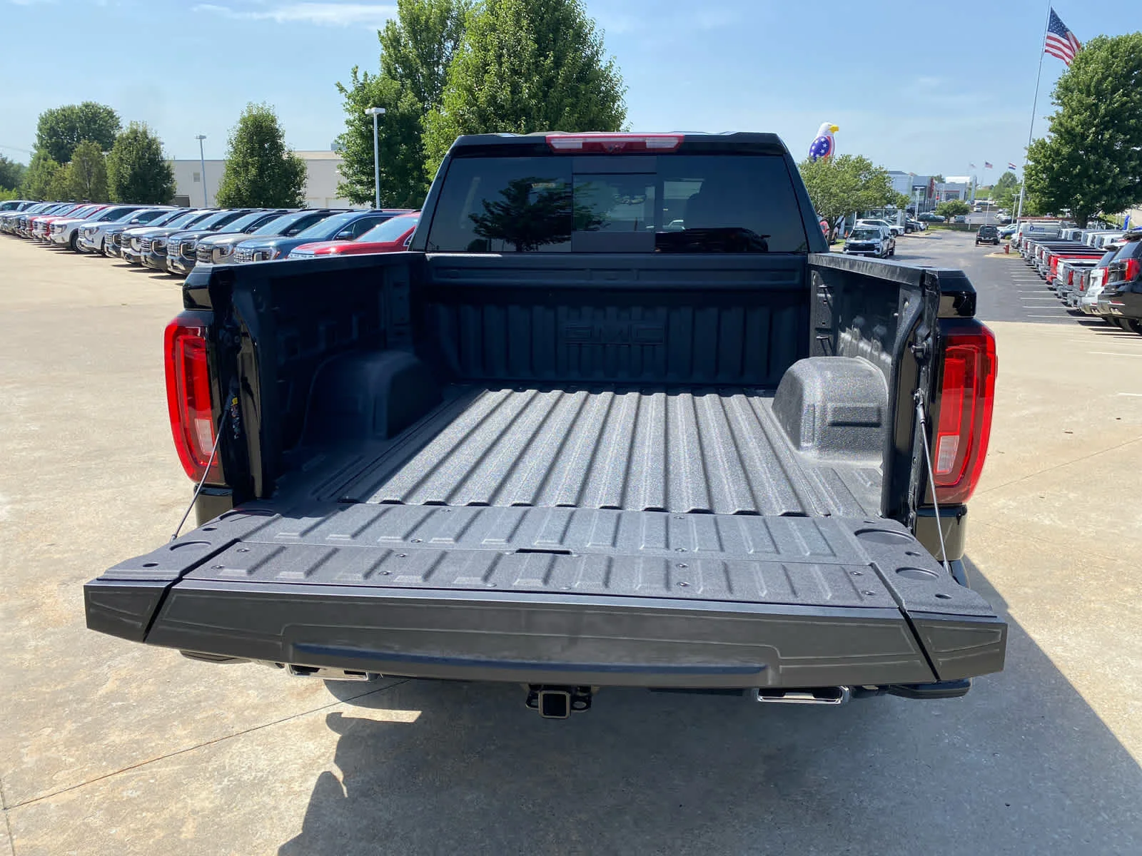New 2026 Onyx Black GMC Denali Ultimate image 27