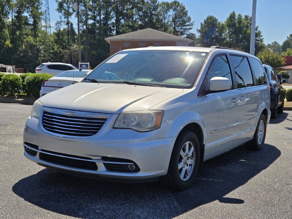 Used 2011 Silver Chrysler Touring image 8