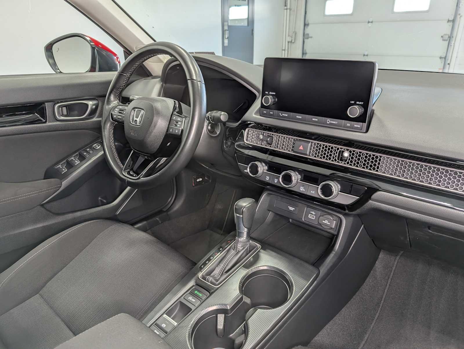 Used 2024 Rallye Red Honda EX image 40