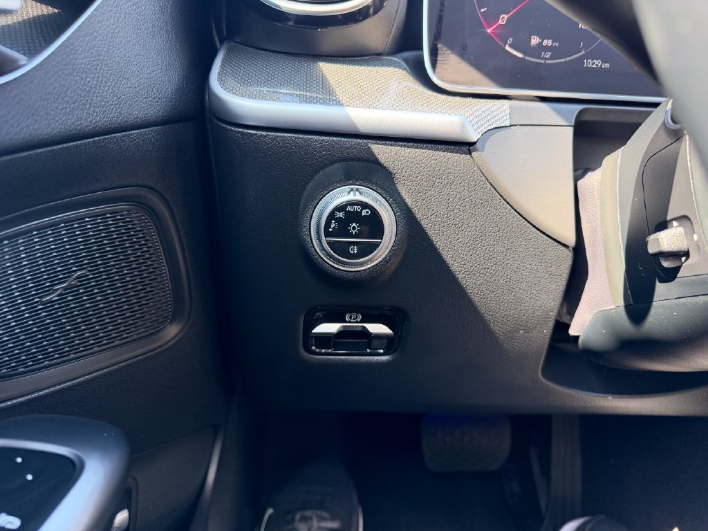 2023 Mercedes-Benz C-Class Sedan C 300 - Photo 18