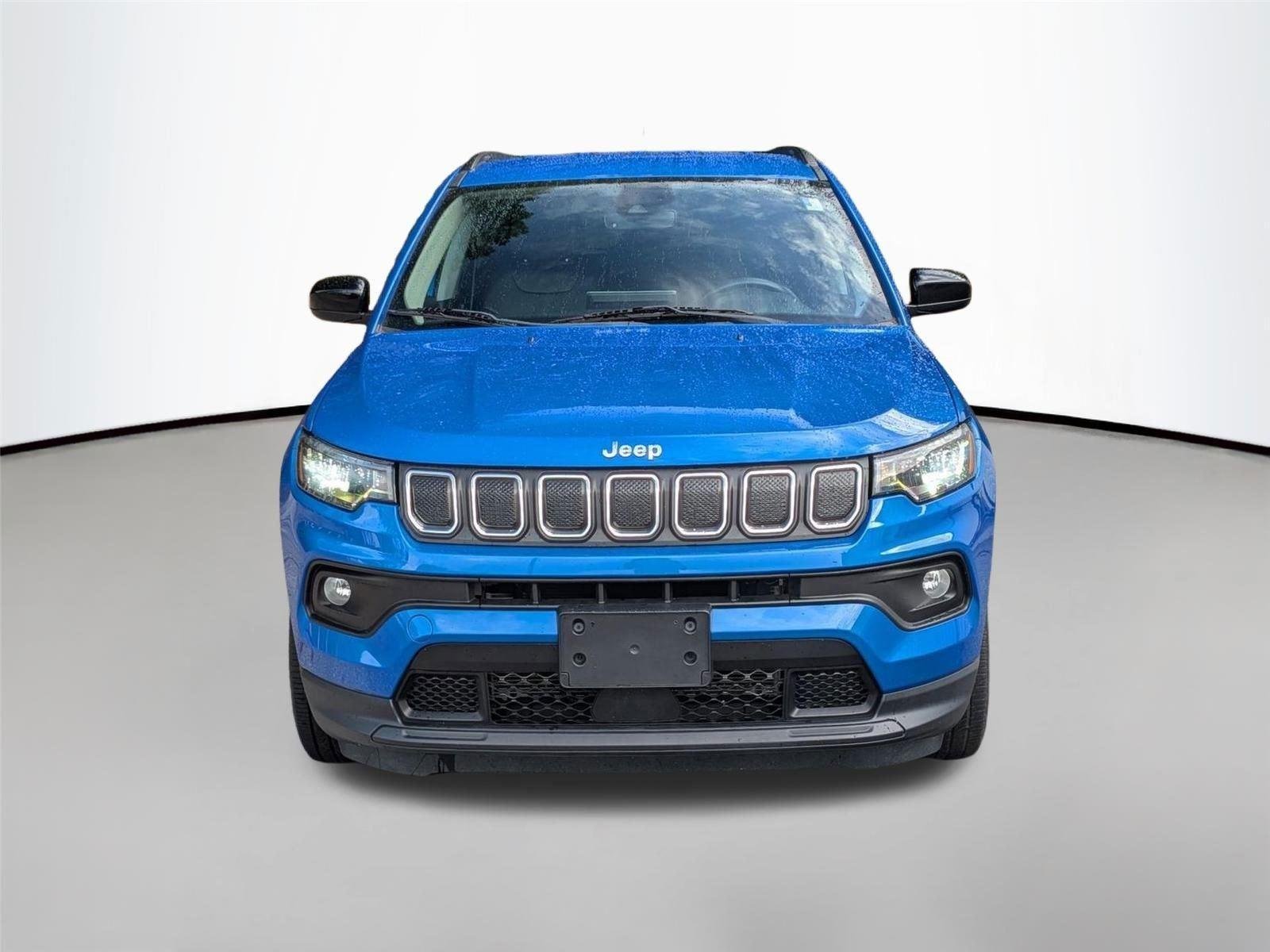 Used 2022 Jeep Compass Latitude Lux with VIN 3C4NJDFB0NT195448 for sale in North Wilkesboro, NC