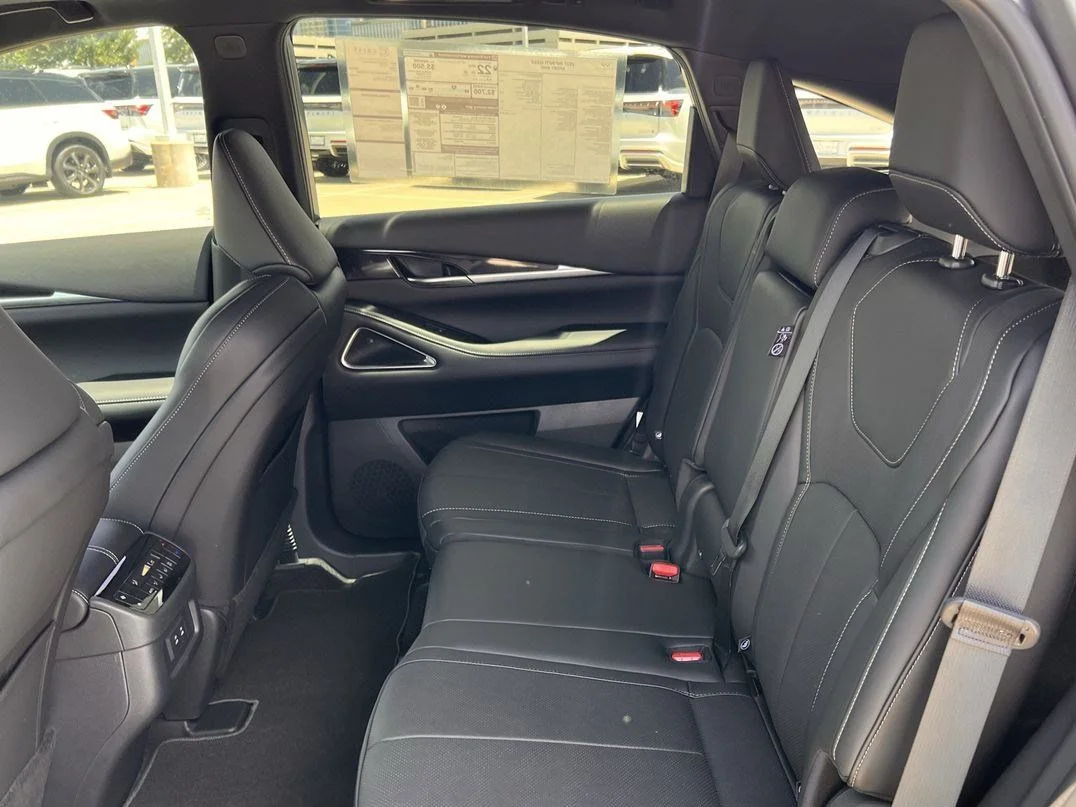 New 2027 GRAPHITE SHADOW INFINITI Sport AWD image 27