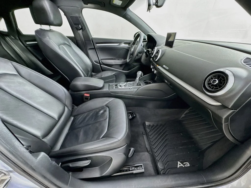 Used 2018 Silver Metallic Audi 2.0T Premium image 36