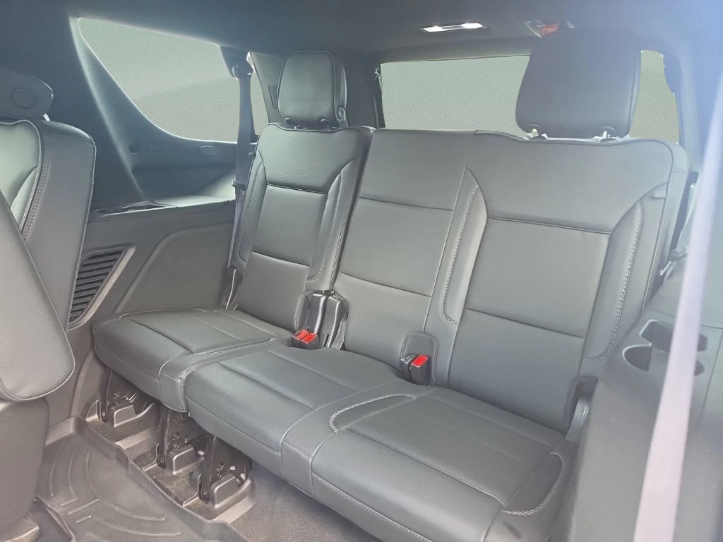 Used 2021 SATIN STEEL METALLIC GMC Denali image 23