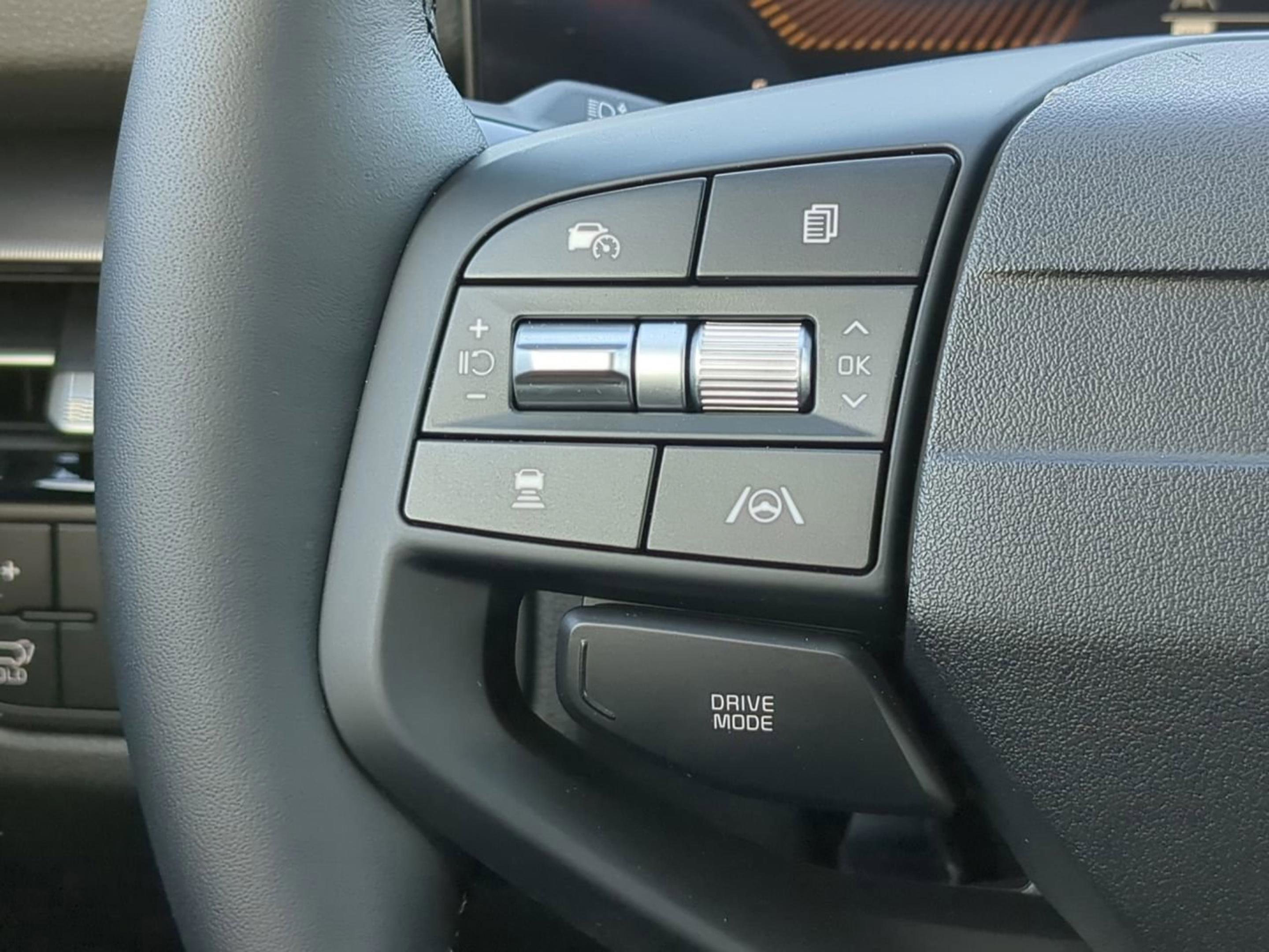 New 2026 Wolf Gray Kia EX image 25