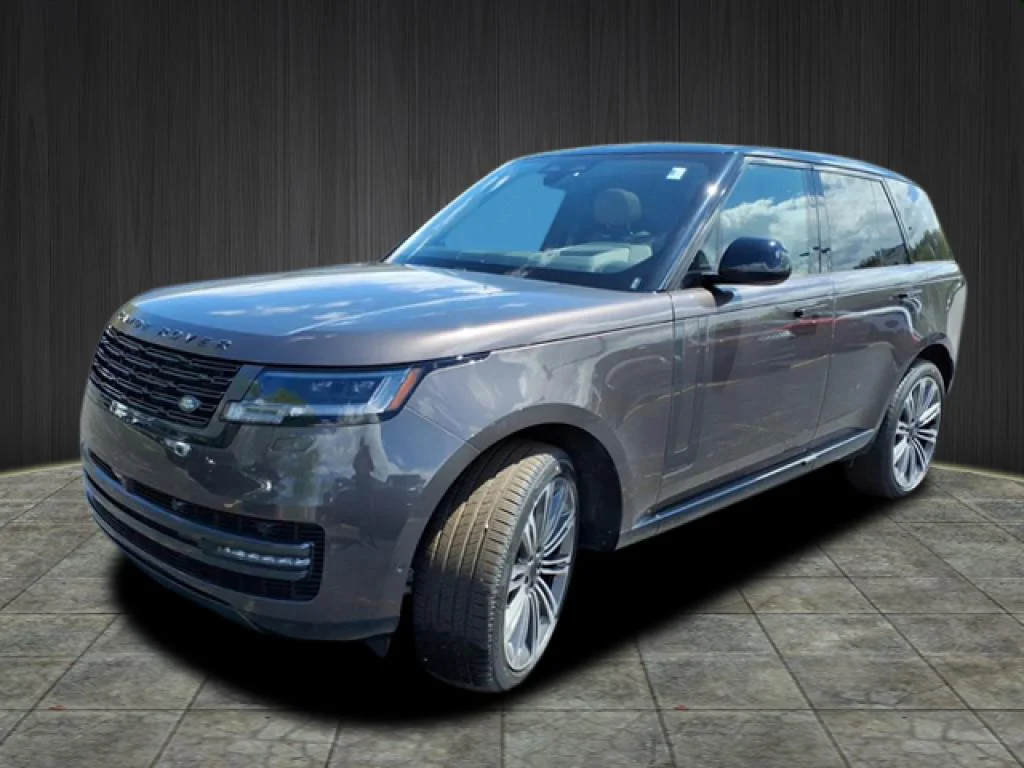 2026 Land Rover Range Rover 3.0 SE SWB's photo