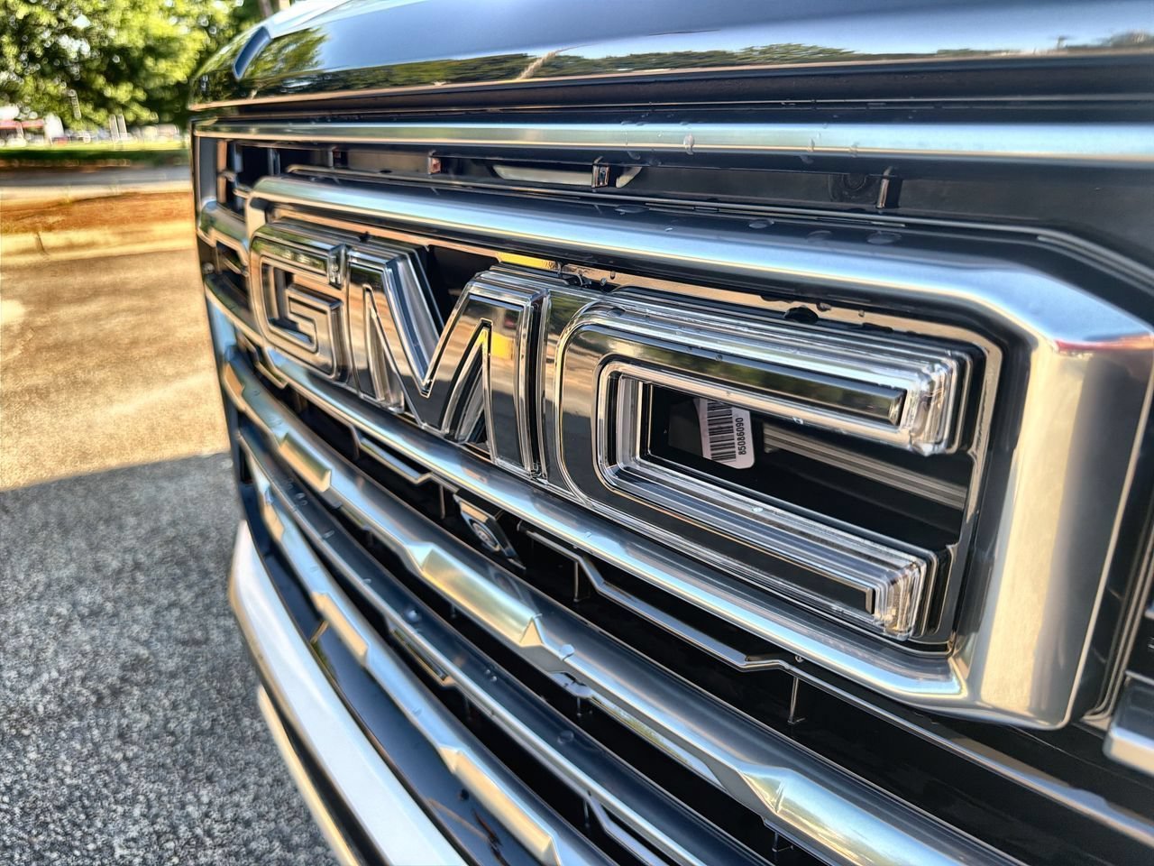 New 2026 Summit White GMC AT4 image 26