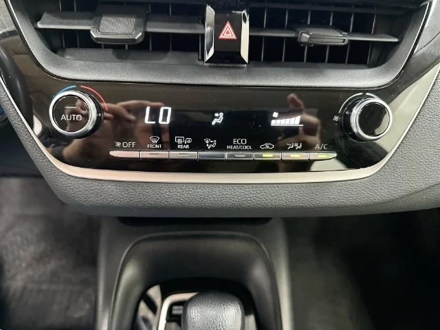 Used 2021 Red Toyota LE image 24