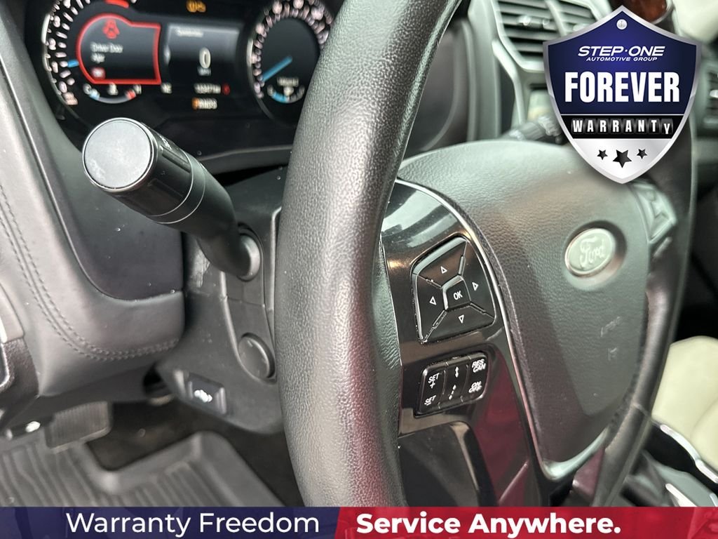 Used 2018 Blue Ford Platinum image 20