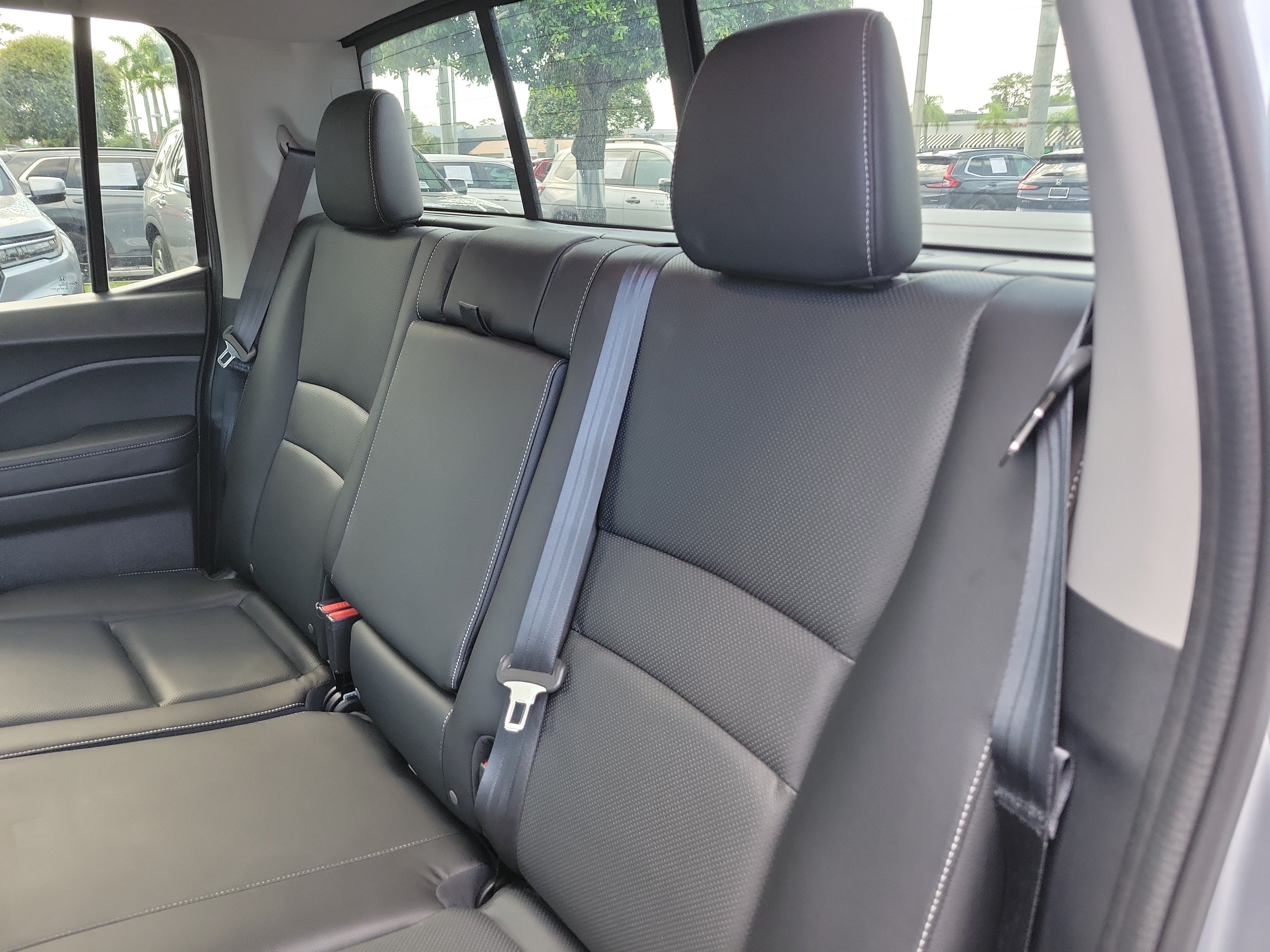 Certified Used 2023 Lunar Silver Metallic Honda AWD RTL-E image 43