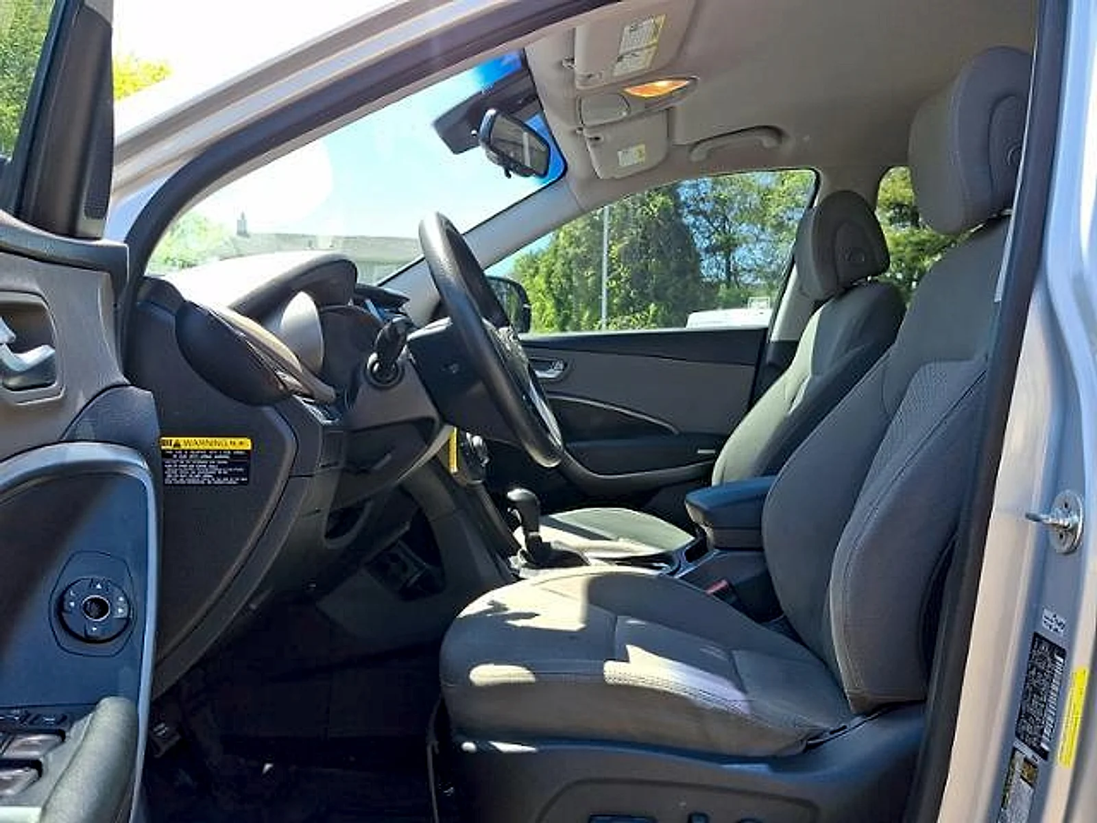 Used 2019 Circuit Silver Hyundai SE image 14