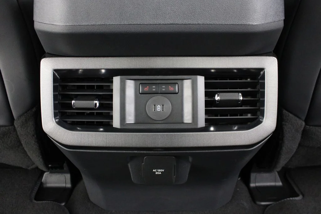 New 2026 White Ford Platinum image 16