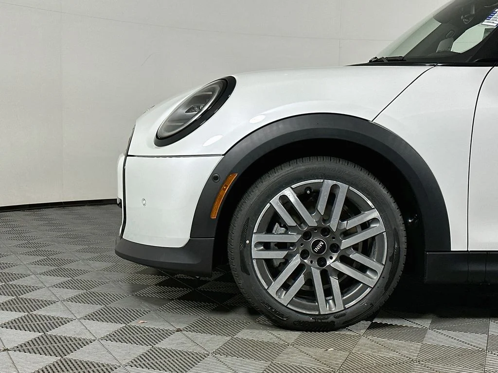Used 2026 White Metallic MINI Base image 9