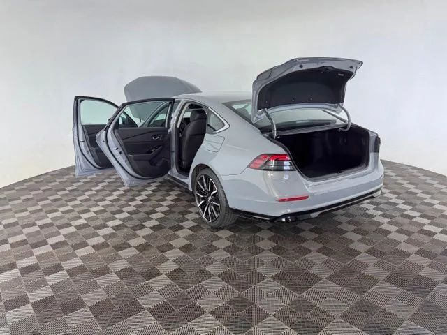 Used 2025 Gray Honda Touring image 20