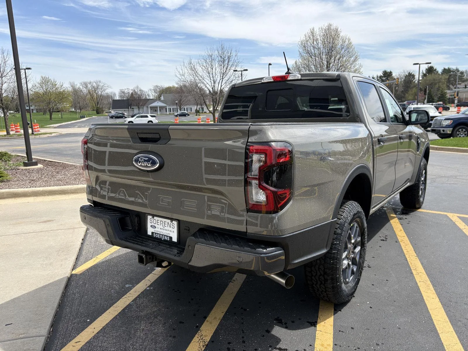 New 2026 Marsh Gray Ford XLT image 6