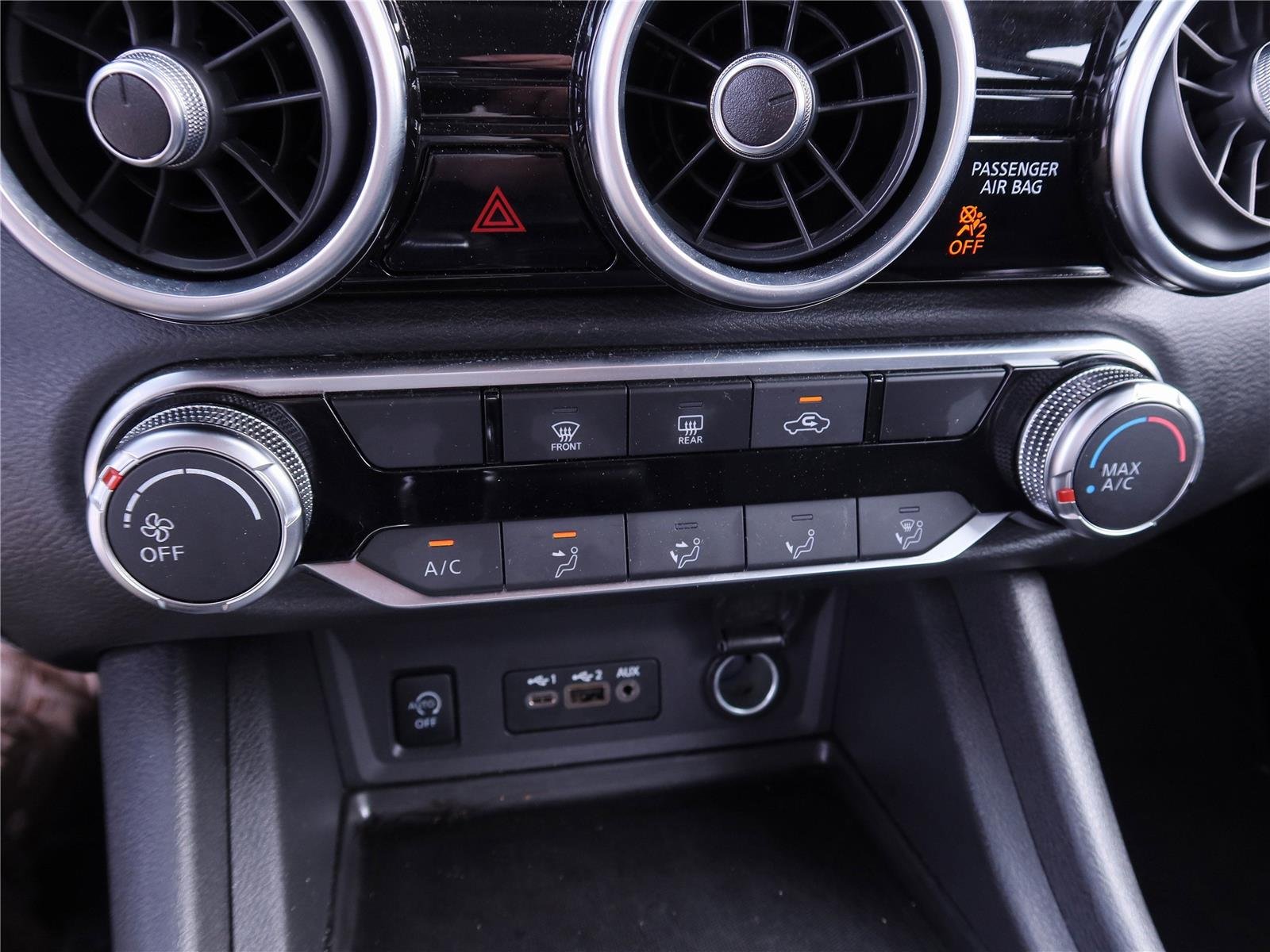 Used 2025 Super Black Nissan SV image 15