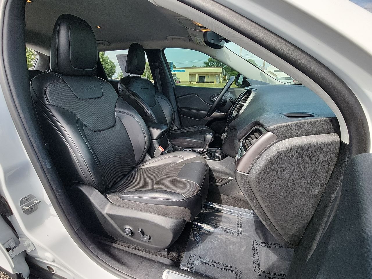 Used 2019 Bright White Clearcoat Jeep Limited image 23