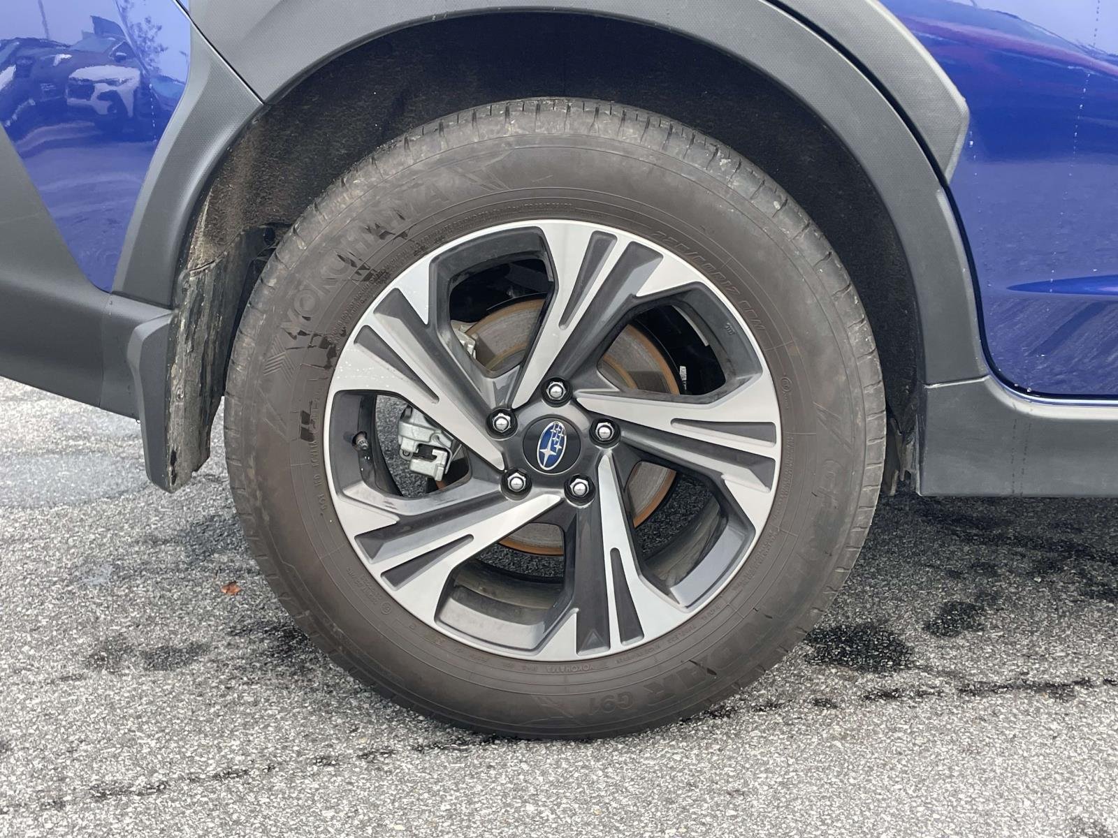 Used 2026 Sapphire Blue Pearl Subaru Premium image 30