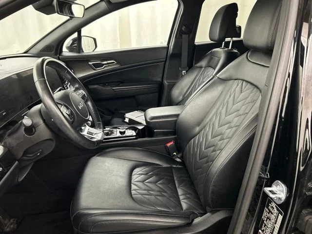 Used 2023 Black Kia X-Line image 6