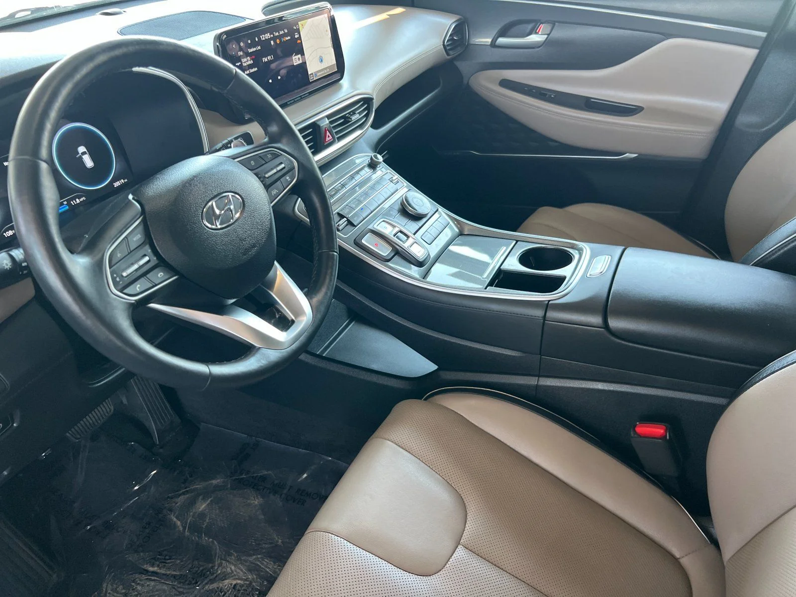 Used 2023 White Hyundai Limited image 9