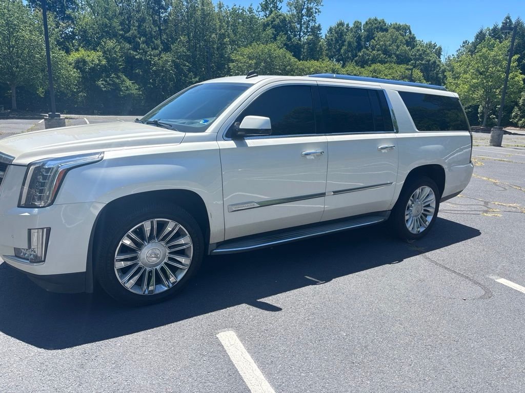 2015 Cadillac Escalade ESV AWD Luxury's photo