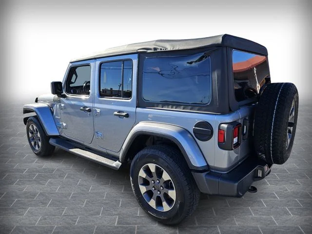 Used 2020 Silver Jeep Unlimited Sahara image 6
